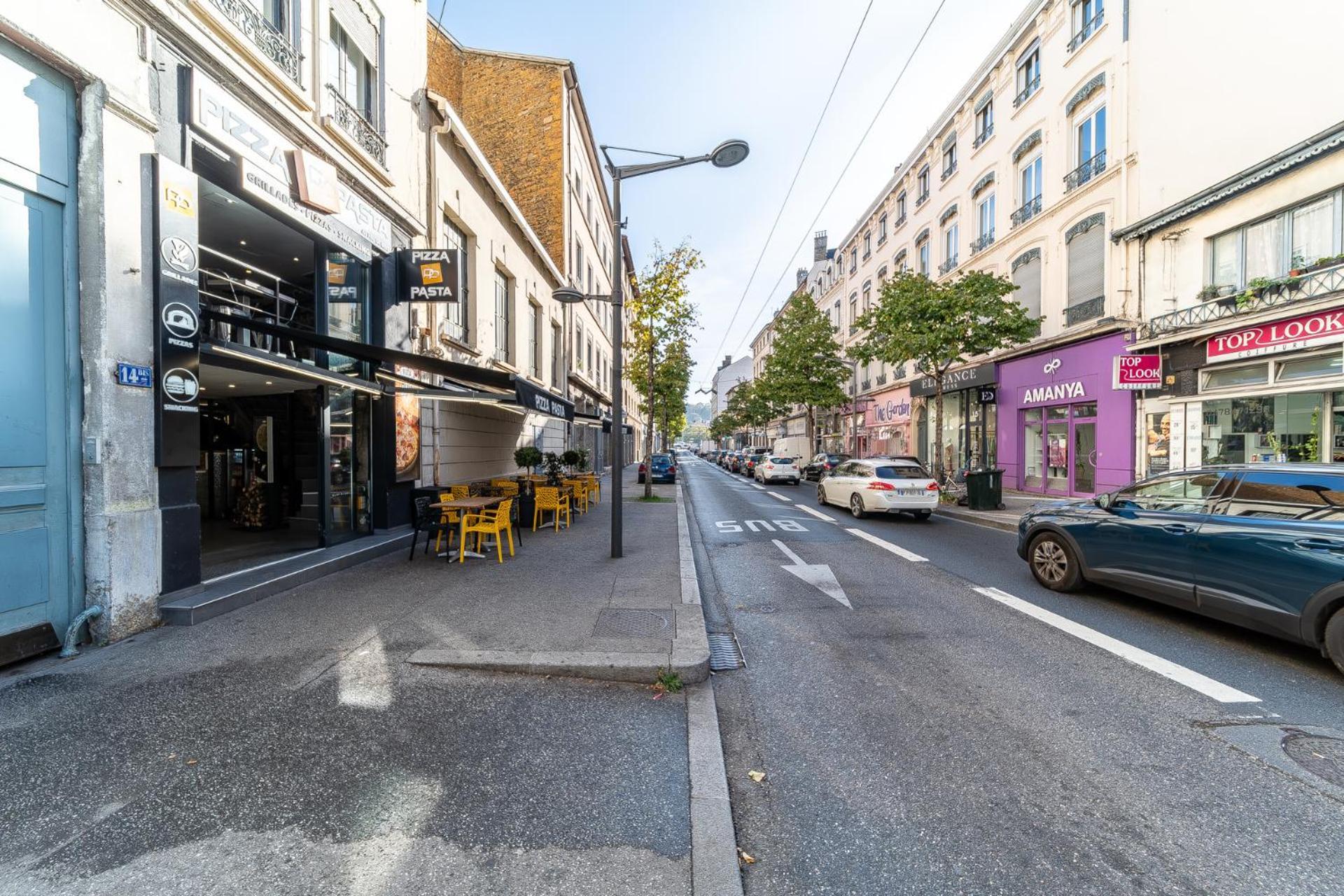 Le Marietton Appartement Cosy A Deux Pas Du Metro Valmy ลียง ภายนอก รูปภาพ